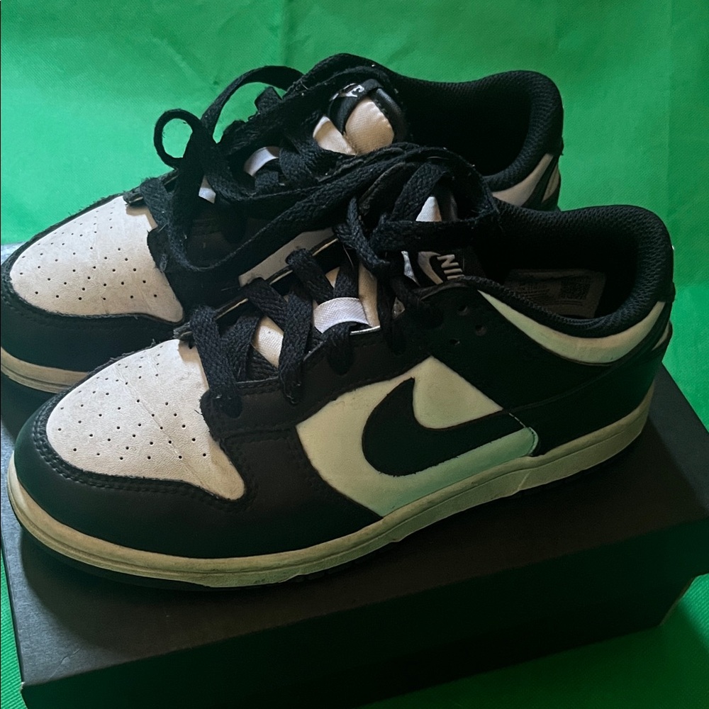Nike Kids Black and White Sneakers